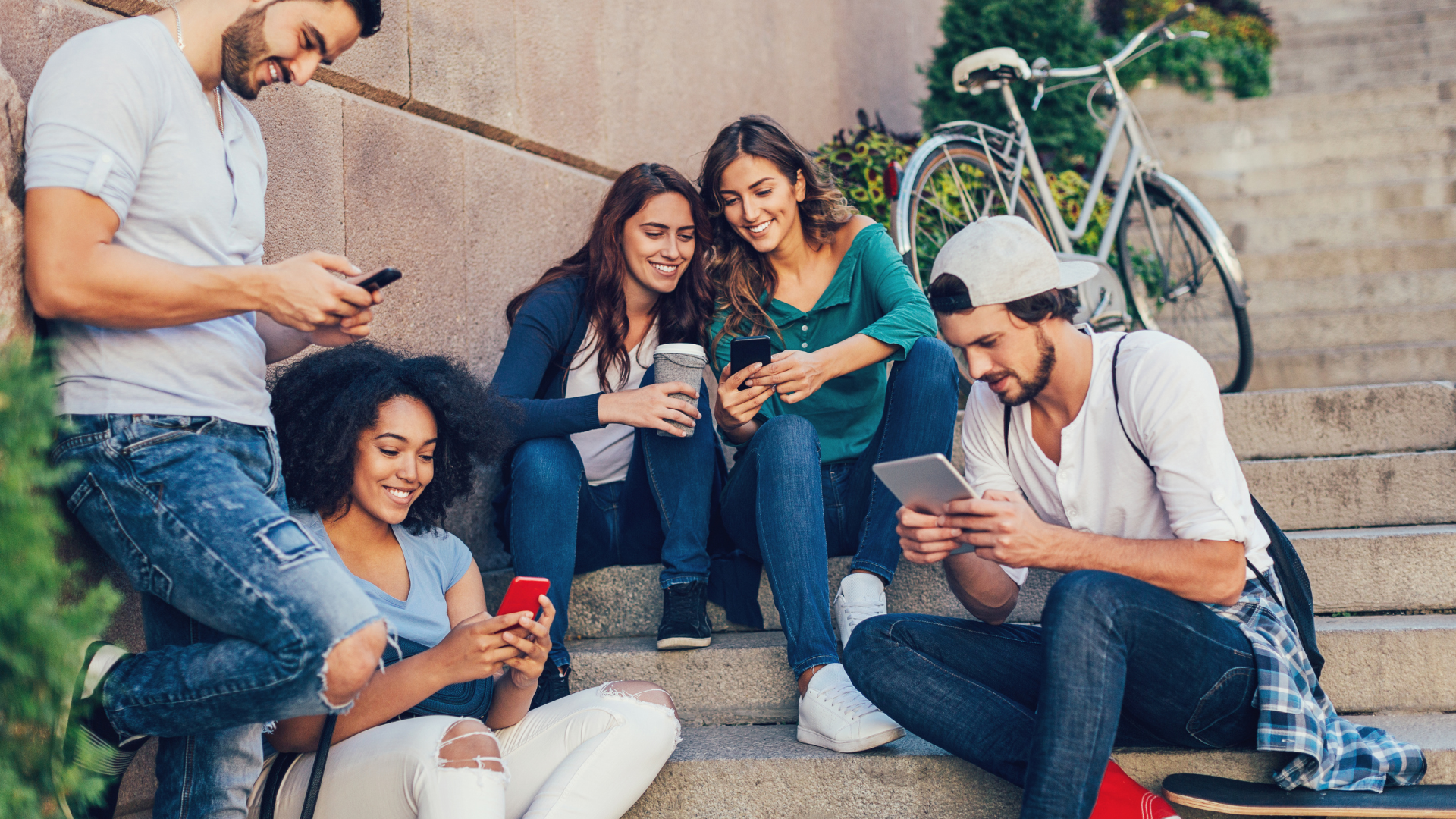 Social Media Marketing (SMM)